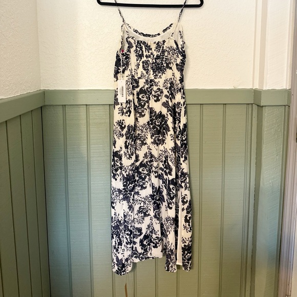 NWT Cassandra Reformation Midi Dress - Picture 4 of 10